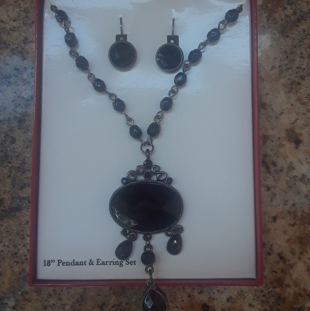 Necklace and earrings